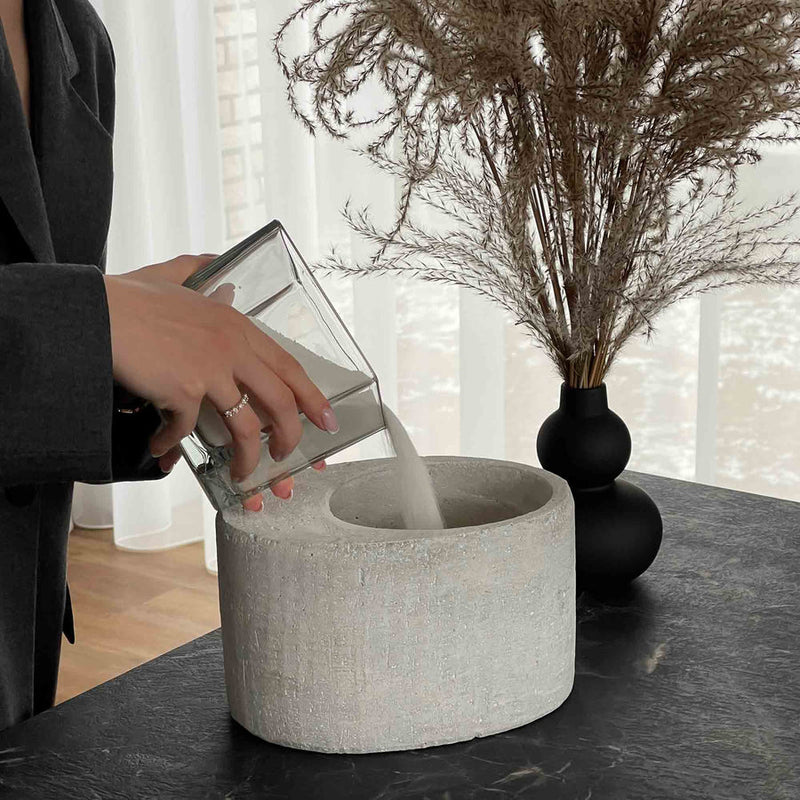Pour